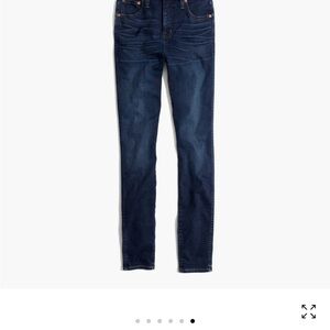Madewell high waisted 10 inch jeans in Hayes Wash.   size 32.  Good condition